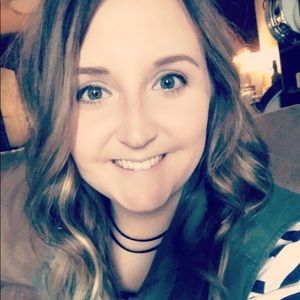 Meet your Posher, Shelby